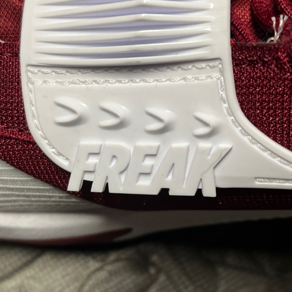 Nike Air Zoom Freak 3 TB Promo Basketball Mens Size 11 Team Red White DM… - Picture 10 of 16